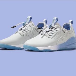 Clove Core Grey Matter Healthcare Classic Sneakers sz 9